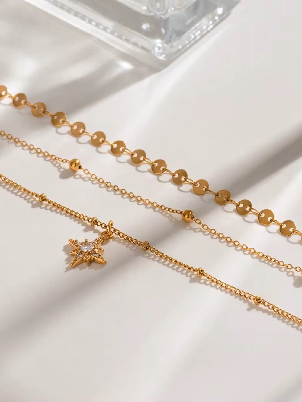 18K Gold Plated Layered Star Pendant Necklace - Picture 4 of 8